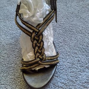 Candies Wedge black/gold sandal sz 8